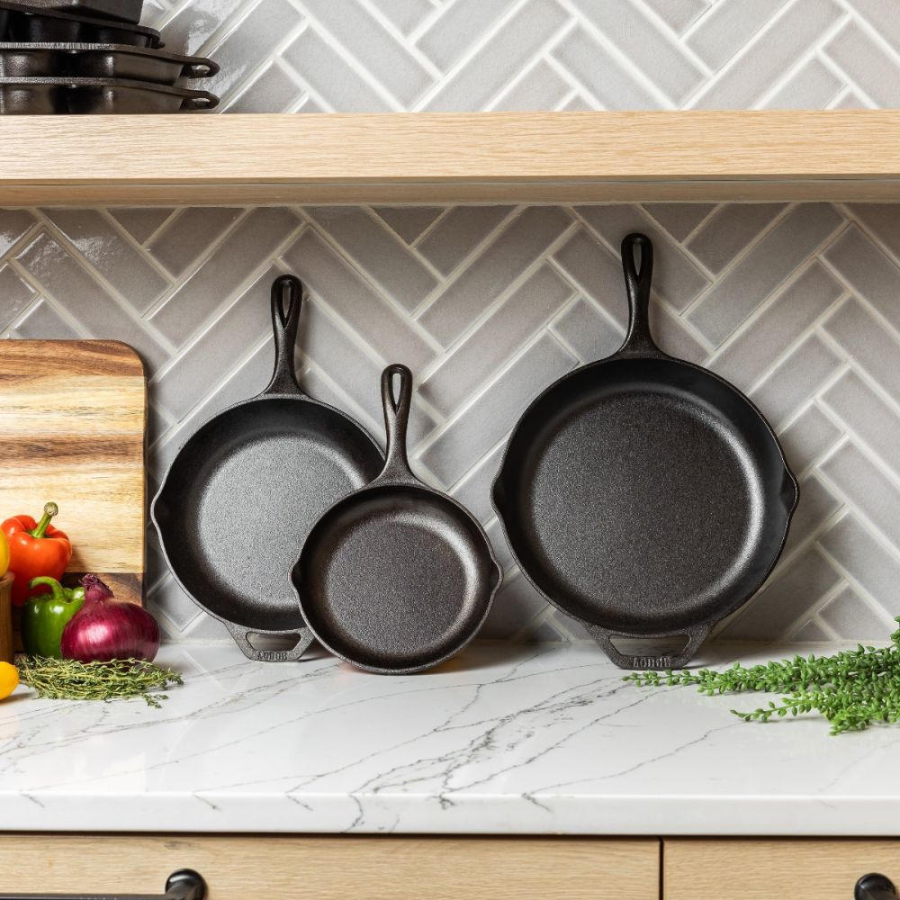 Lodge Cast Iron 3-Piece Chef Collection Skillet Set - Thumbnail 5