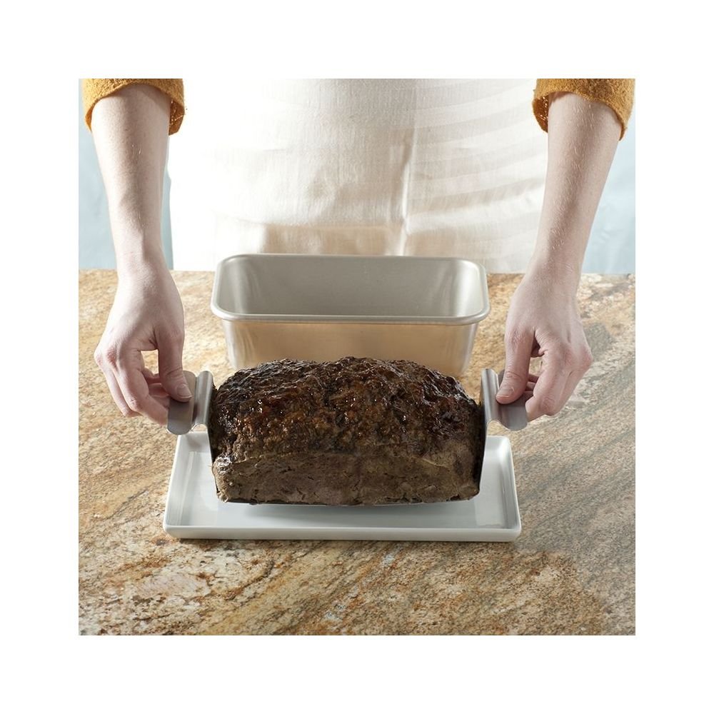 Nordic Ware Meat Loaf Pan & Lifting Trivet