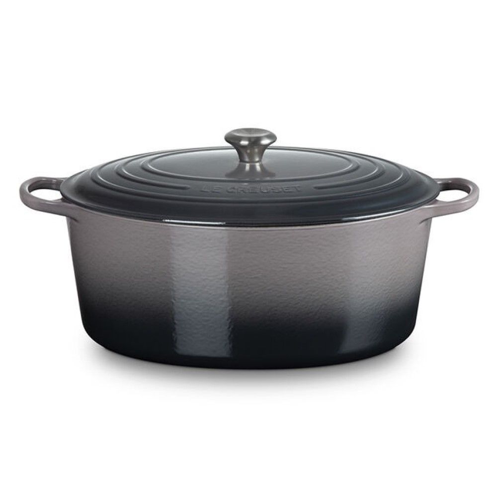 Oyster Gray Signature 15.5 Qt Oval Dutch Oven | Le Creuset