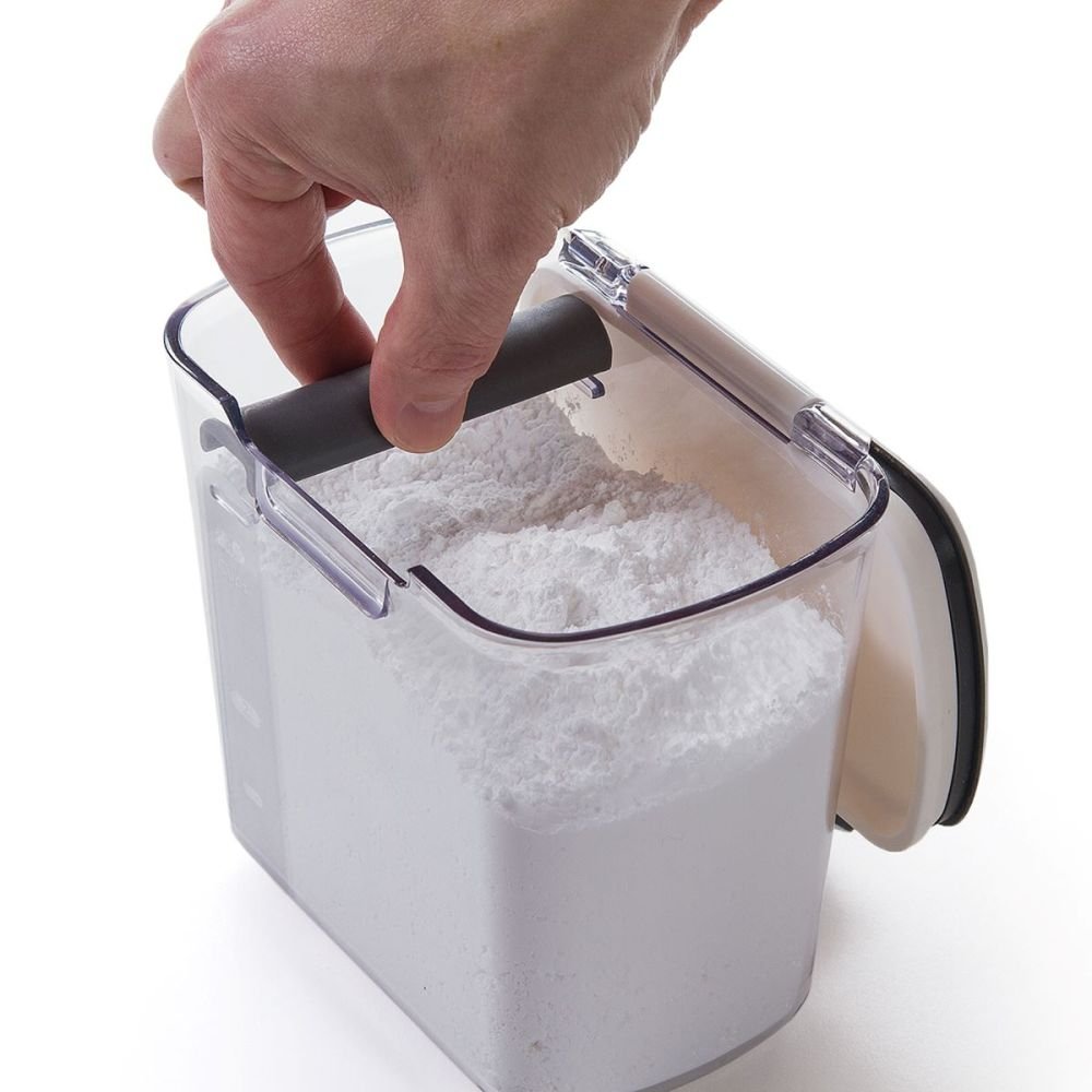 Progressive Prep Solutions 4 Qt Flour Leveler Container