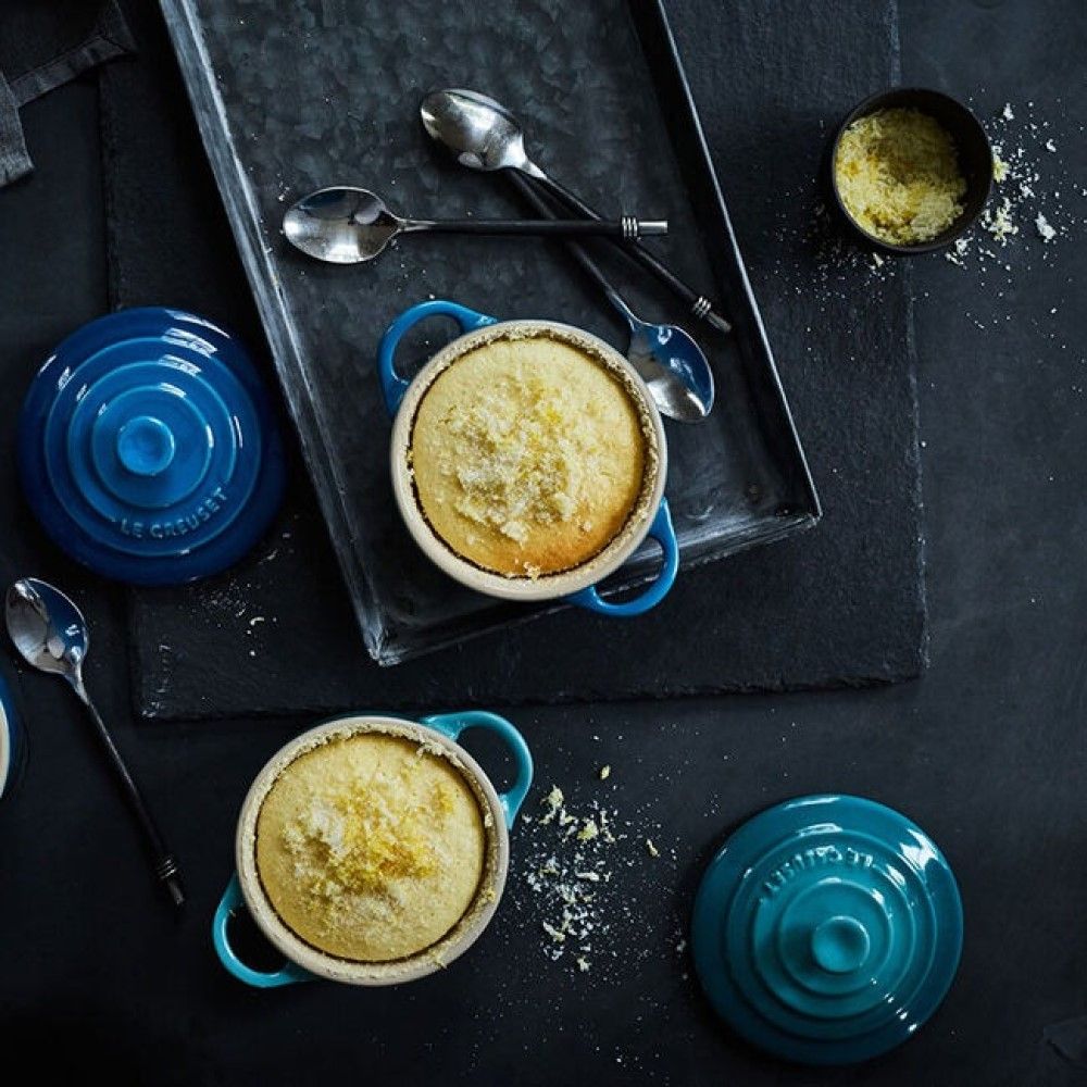 LE CREUSET 蓋付きテリーヌ型　ブルー LE CREUSET 蓋付きテリーヌ型 ブルー LE CREUSET 蓋付きテリーヌ