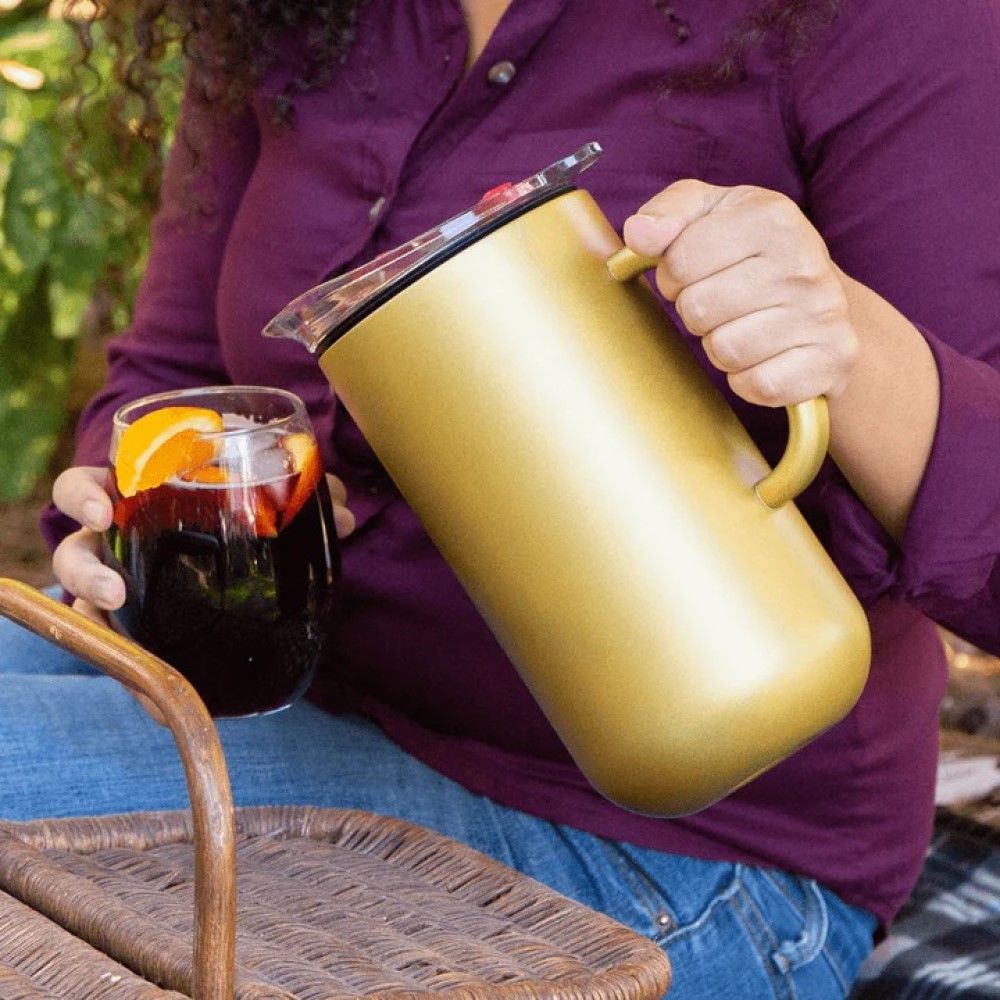 Served 66oz Insulated Drinkware Pitcher | White Icing