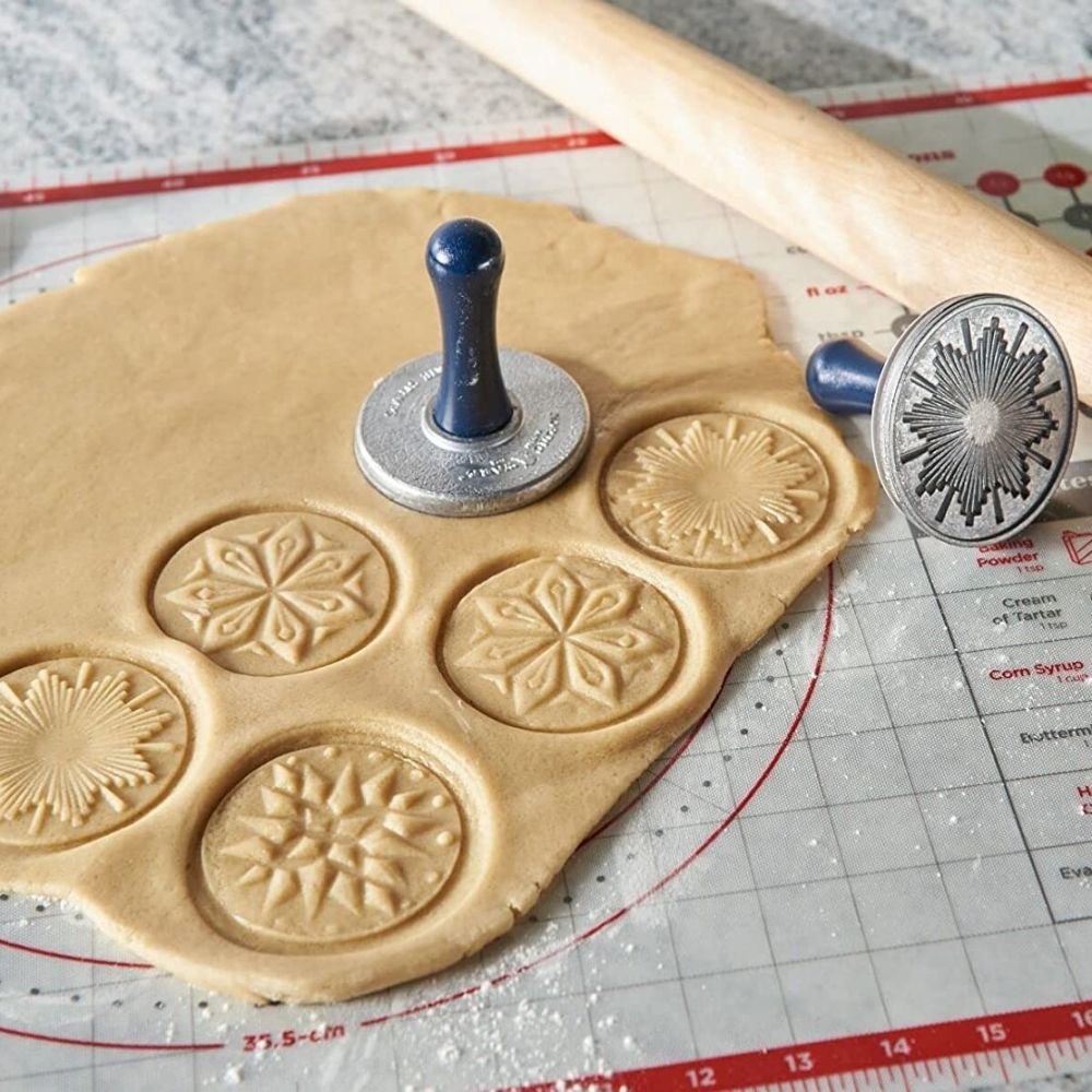 Holiday Cookie Stamp Cut- Outs - Nordic Ware