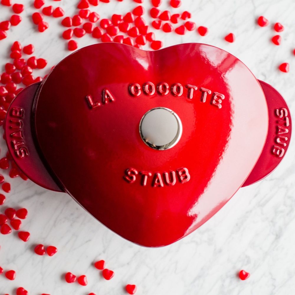 Staub 1.75 Qt. Heart Dutch Oven | Cherry Red