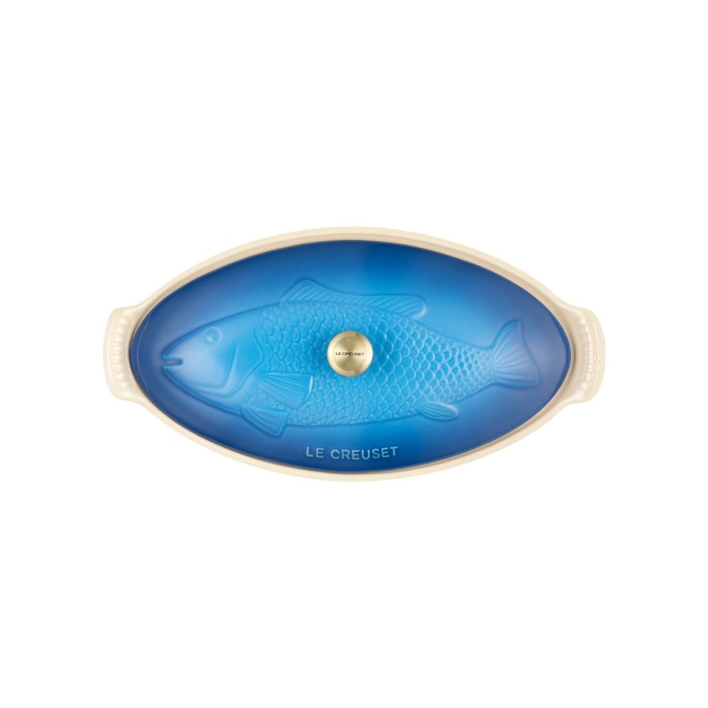Heritage 1.7 Qt. Fish Baker with Gold Knob (Marseille) | Le
