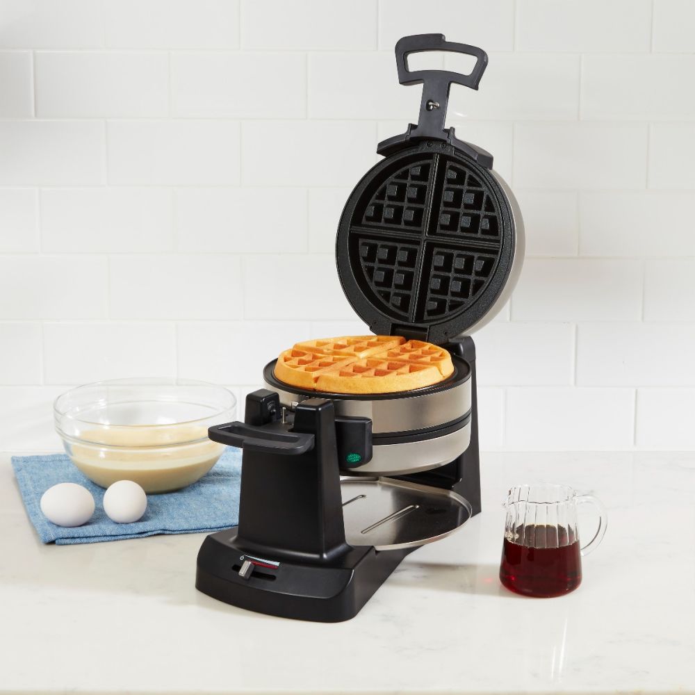 Cuisinart Double Flip Belgian Waffle Maker | Round