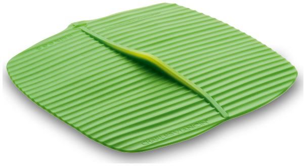 https://cdn.everythingkitchens.com/media/catalog/product/cache/70d878061ea71e5b62358b2b67547186/c/h/charles-viancin-banana-leaf-baking-cover-10x10-1402-square-compressed.jpg