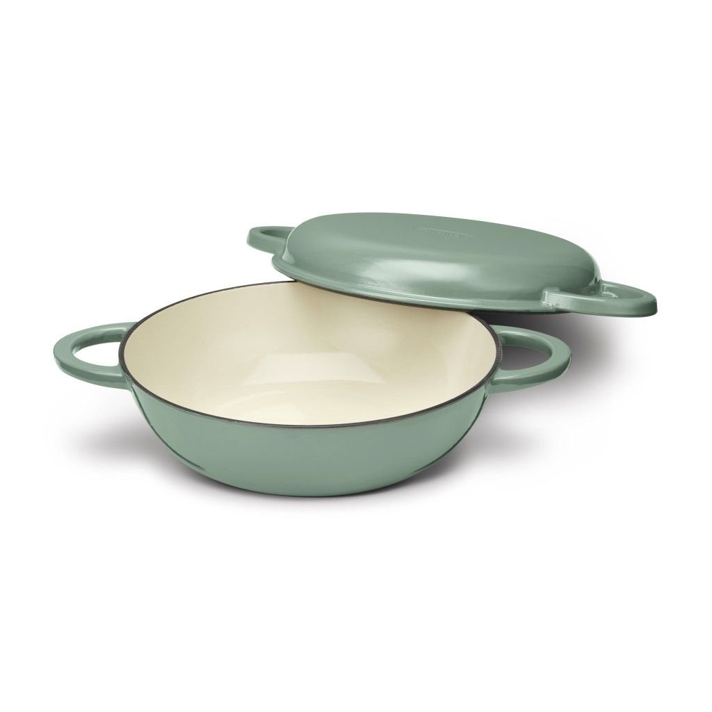 Chantal Oven to Table Cookware / Two Quart Green Glazed Cookware 