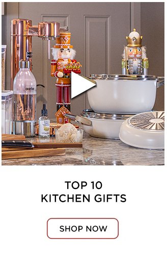 https://cdn.everythingkitchens.com/media/wysiwyg/articles/GiftGuides2022/kitchen_1.jpg