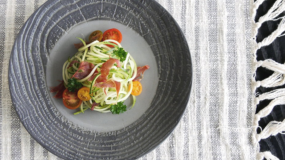 BLT Zucchini Noodle Salad