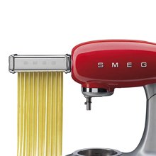 Simple kitchen style: Smeg Stand Mixer review - cate st hill