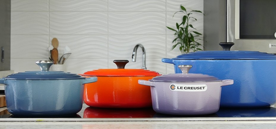 Crock-Pot 3 Quart Capacity Round Enamel Cast Iron Covered Dutch Oven  Kitchen Cookware with Matching Self Basting Lid, Aqua Blue