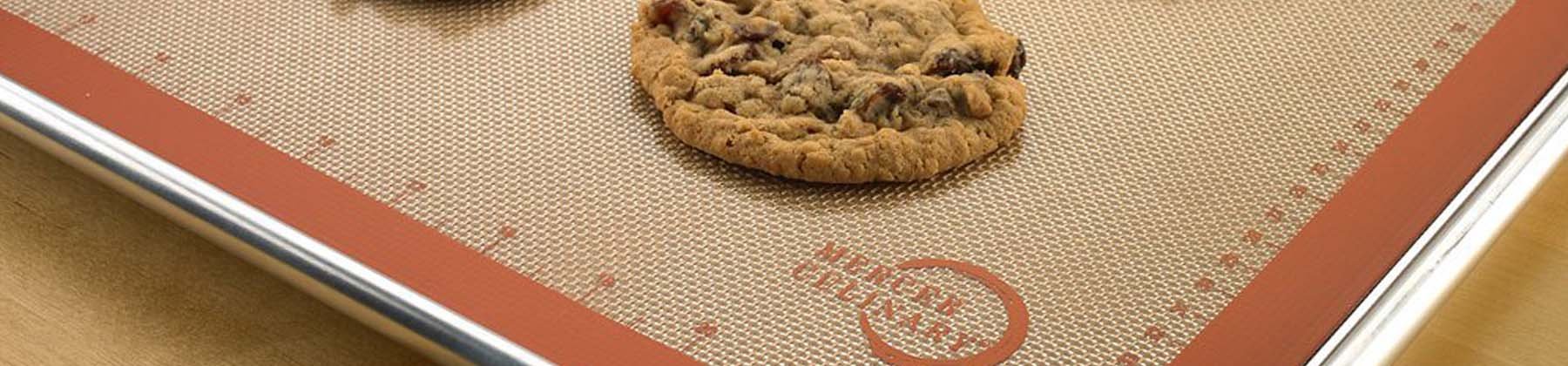 Photo of Mercer silicone baking mat with cookies.
