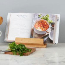 Cookbooks & Recipe Boxes